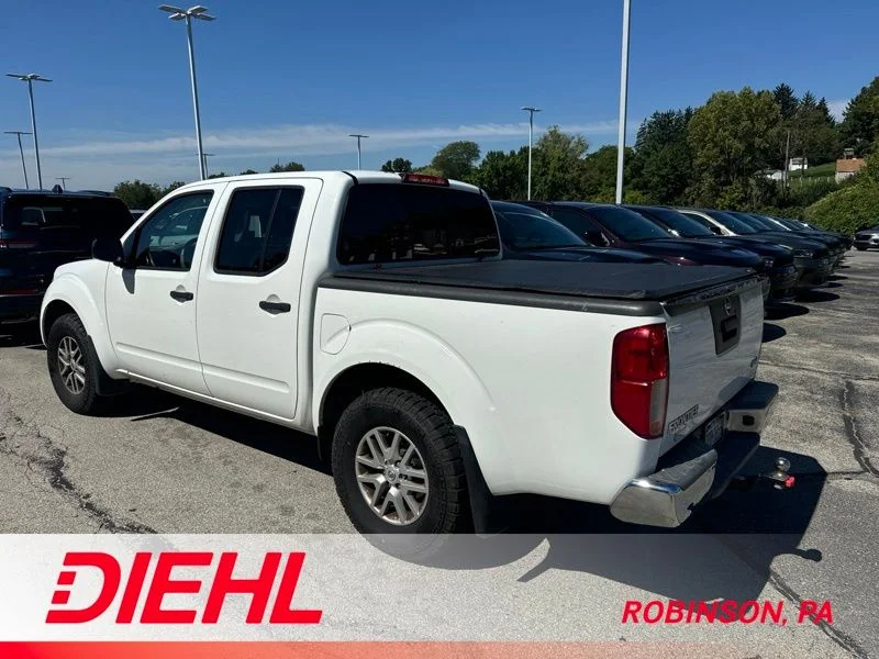 Used 2016 White Nissan SV image 4