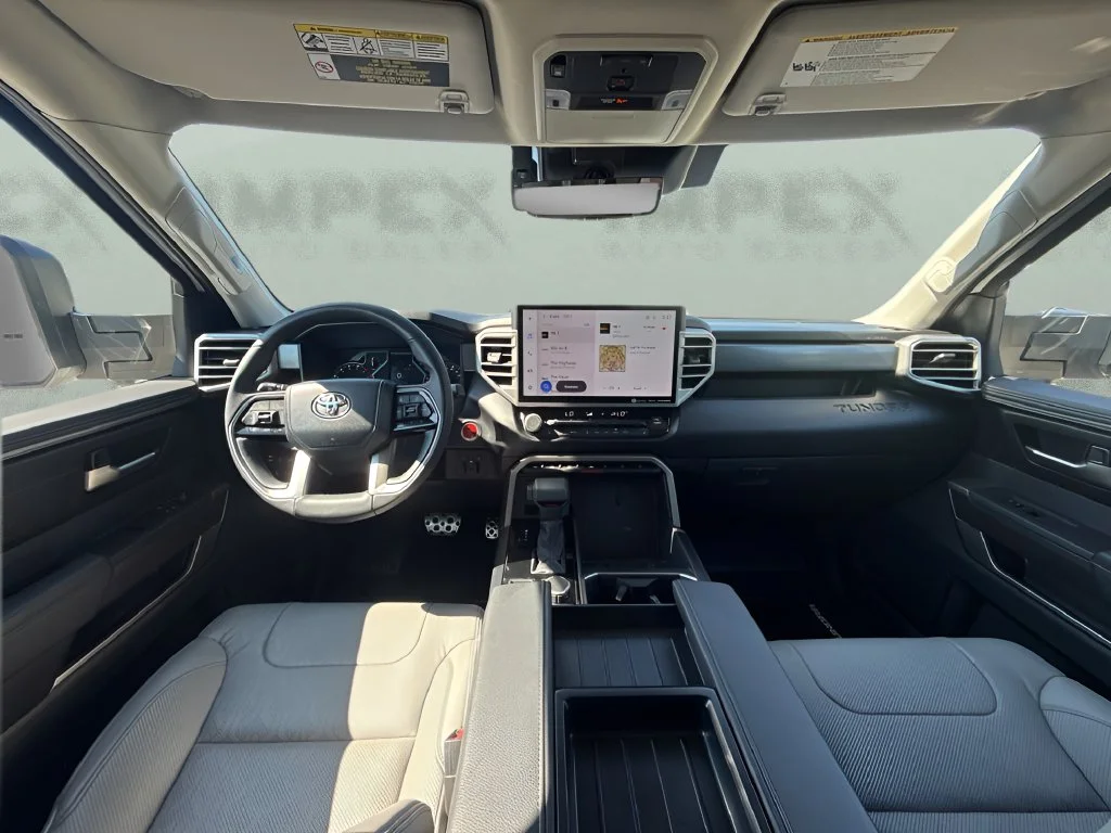 Used 2023 White Toyota SR5 image 11