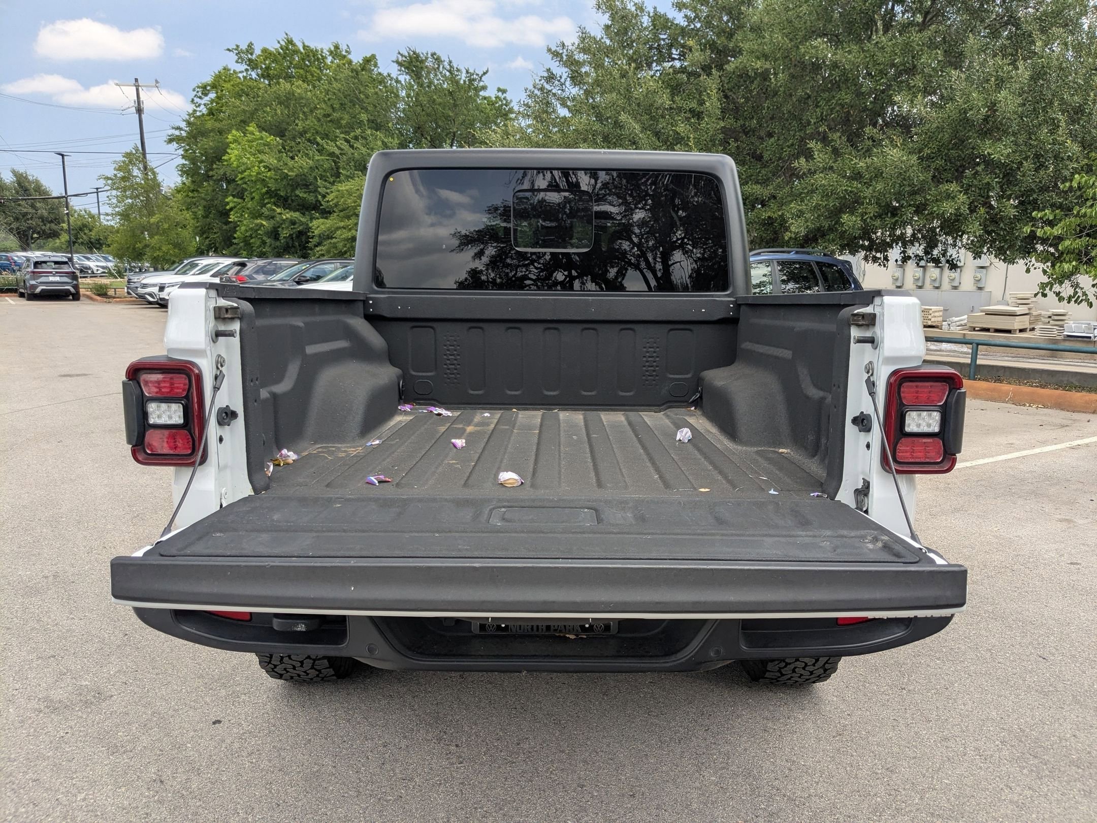 Used 2020 Bright White Clearcoat Jeep Overland image 25