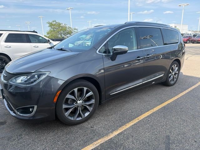 Certified Used 2018 Gray Chrysler Limited image 3