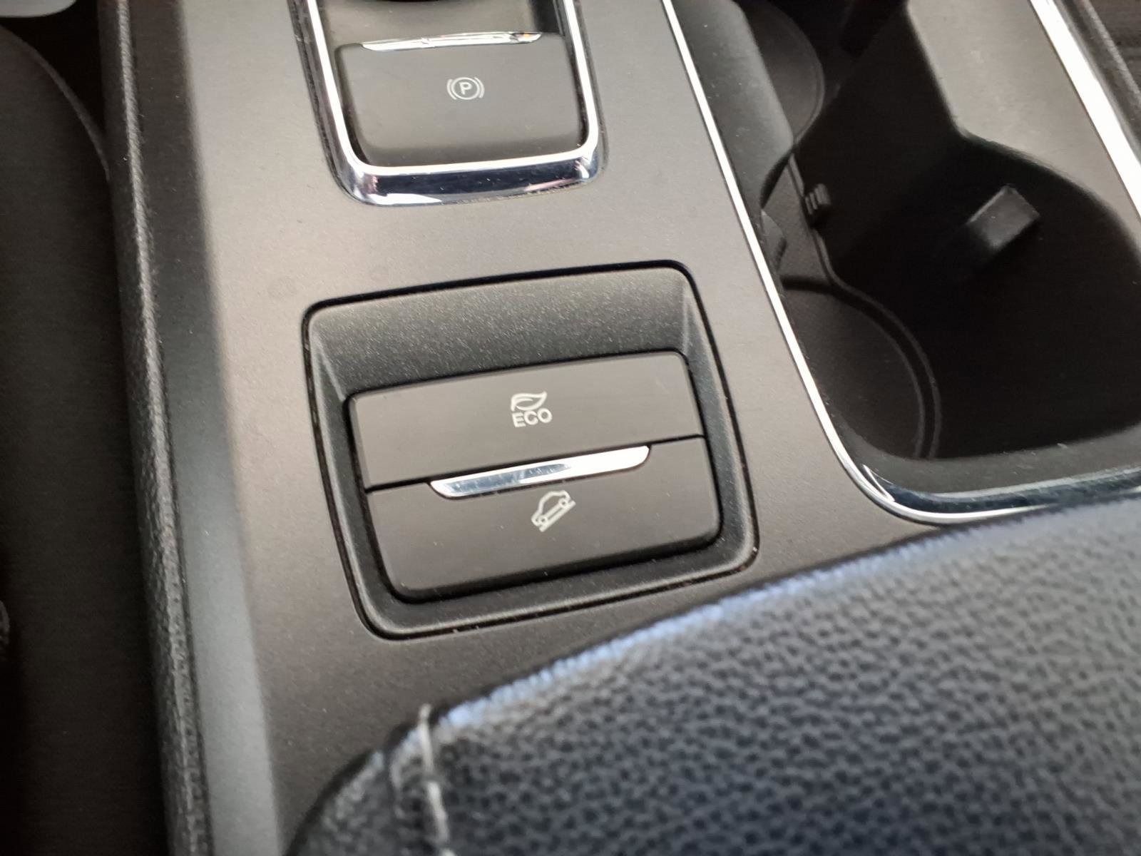 2019 Ford Fusion Hybrid SE - Photo 25