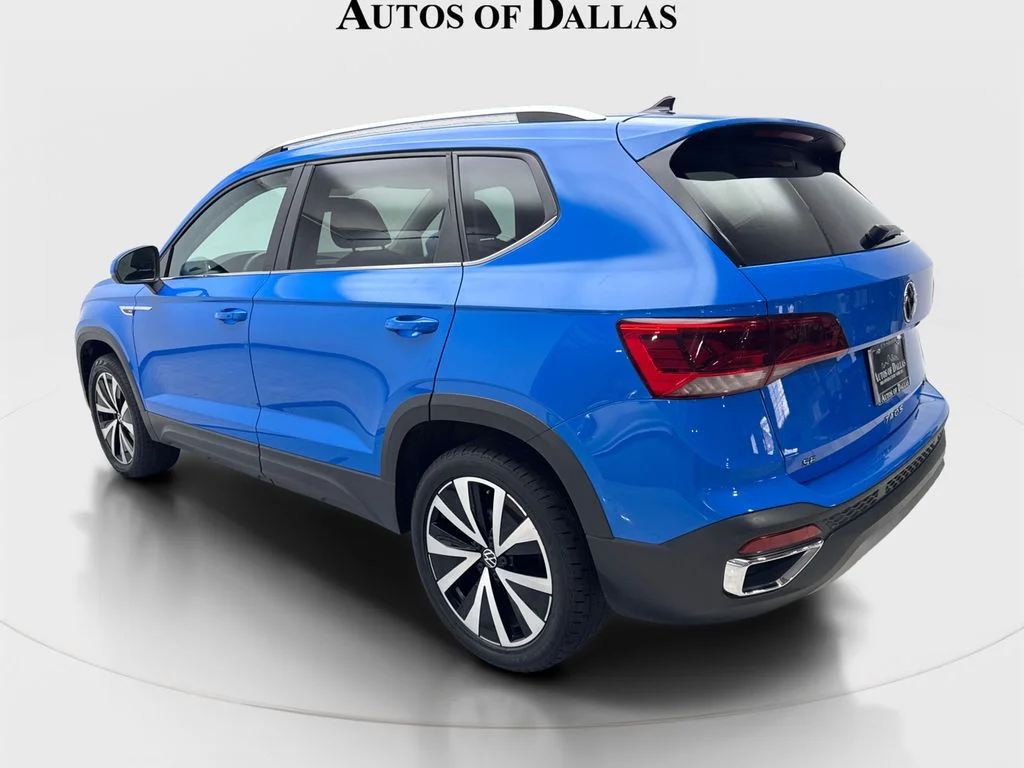 Used 2022 Blue Volkswagen 1.5T SE CAM,PANO,HTD STS,BLIND SPOT,18" WLS image 9