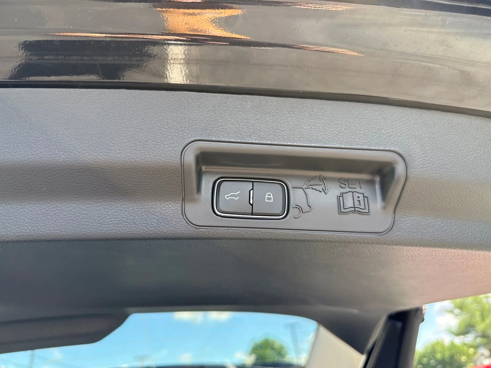 New 2026 Agate Black Metallic Ford Platinum™ image 46