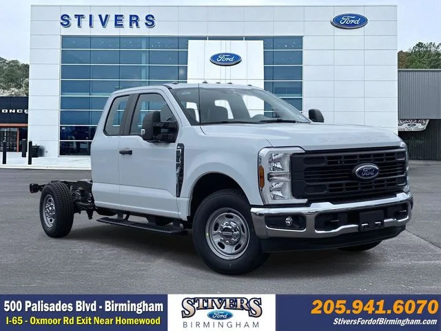New 2026 White Ford XL image 1