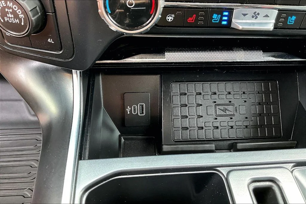 Used 2025 Red Ford Raptor image 25
