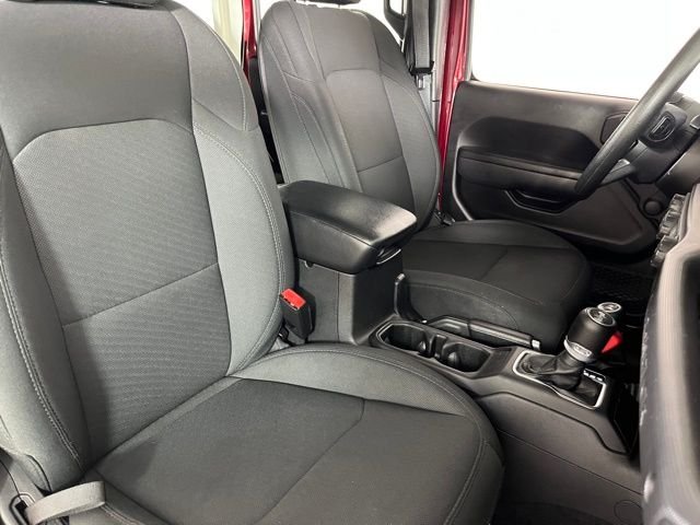 Used 2022 Red Jeep Unlimited Sport image 43