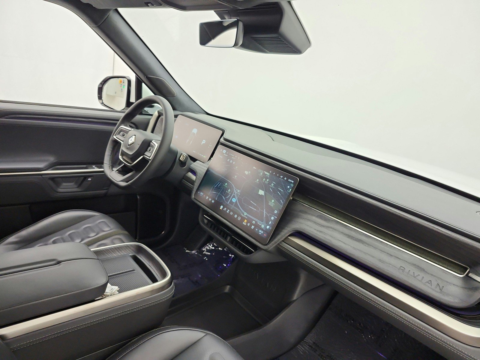 Used 2025 Glacier White Rivian Adventure image 18