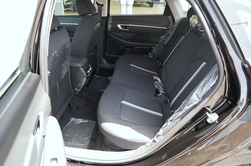 New 2026 Abyss Black Hyundai SEL image 46
