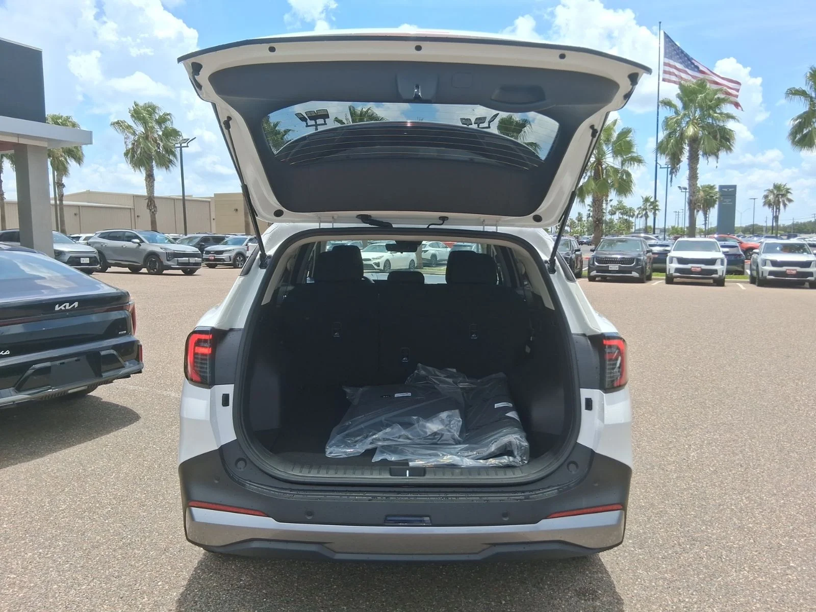 New 2026 White Kia LX image 6