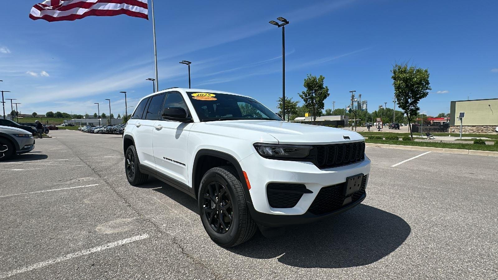 Used 2025 Bright White Clearcoat Jeep Altitude image 5
