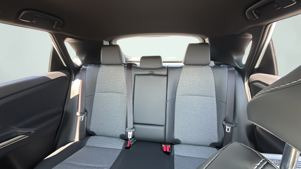 New 2026 Wind Chill Pearl Toyota XLE image 34