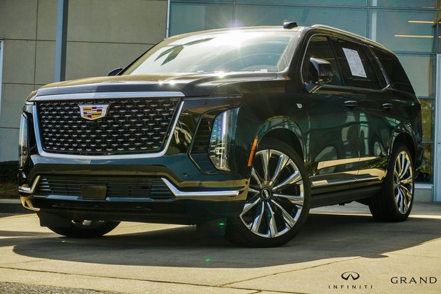 2026 Cadillac Escalade Luxury