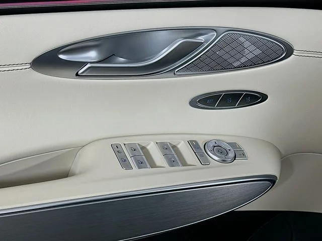 New 2026 Gray Genesis 2.5T Select image 11