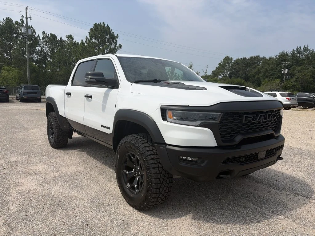 New 2026 Bright White Clear-Coat Exterior Paint RAM RHO image 8