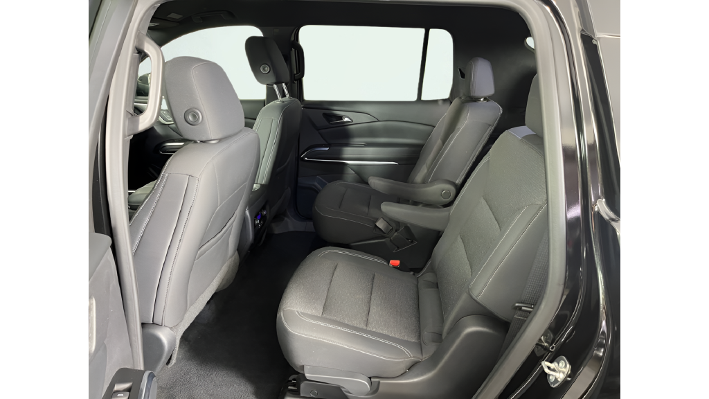 2024 Chevrolet Traverse 2LT - Photo 12