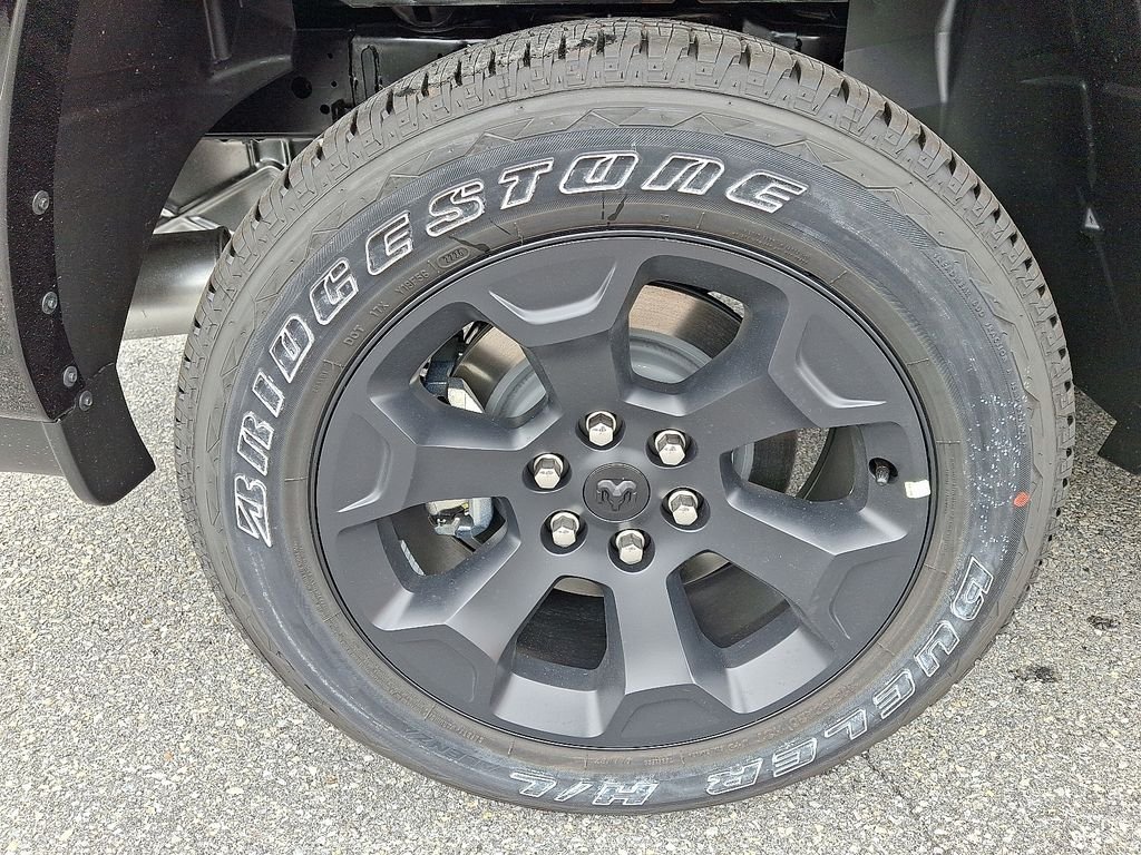 New 2026 Diamond Black Crystal Pearlcoat RAM Big Horn/Lone Star image 5