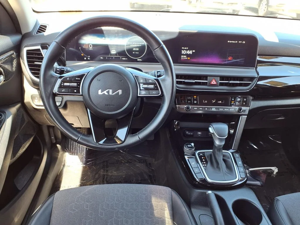 Certified Used 2024 Gray Kia S image 9
