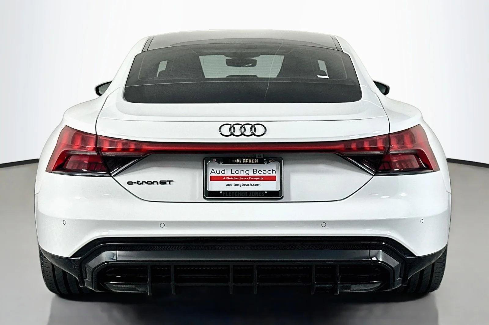 Used 2024 Ibis White Audi Premium Plus image 3