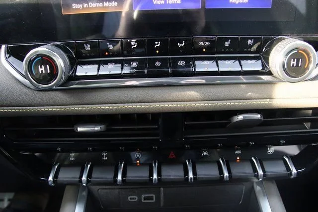 2026 Chevrolet Colorado ZR2 - Photo 29