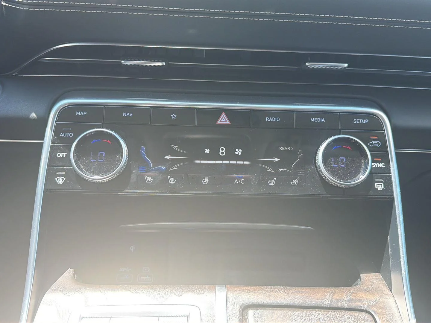 2024 GENESIS GV80 Prestige Signature - Photo 18