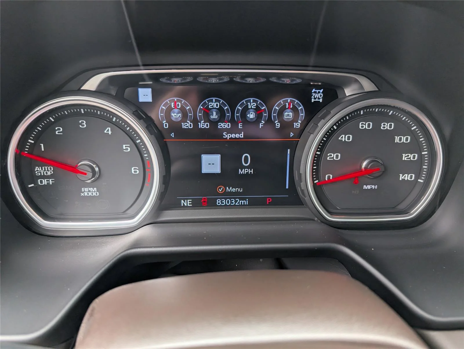 Used 2021 BLACK Chevrolet Z71 image 18