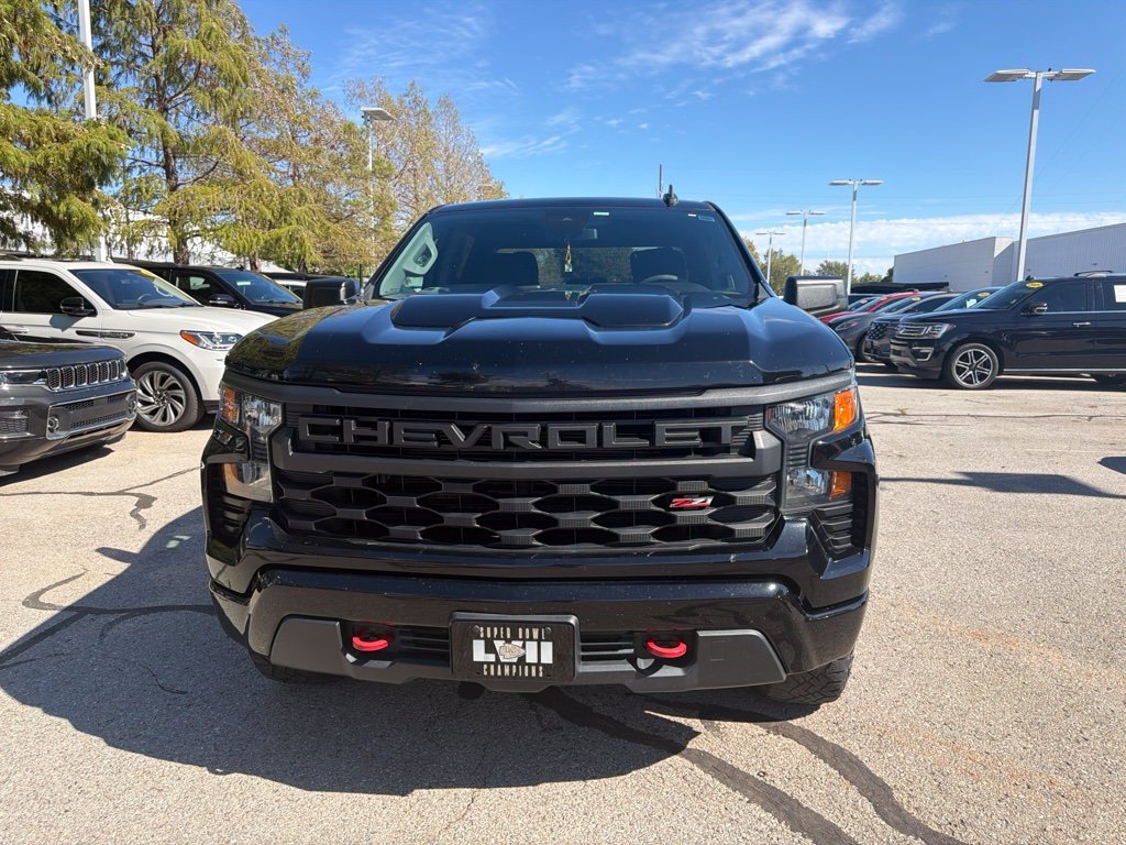 Used 2022 Black Chevrolet Custom Trail Boss image 2