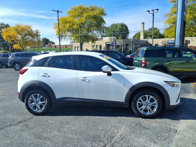 Used 2018 White Mazda Sport image 3