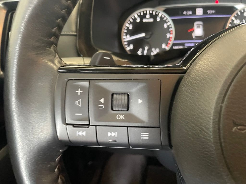 Used 2024 Black Nissan SL image 13