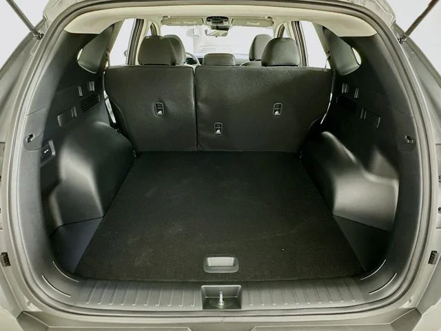New 2026 Hyundai TUCSON SE