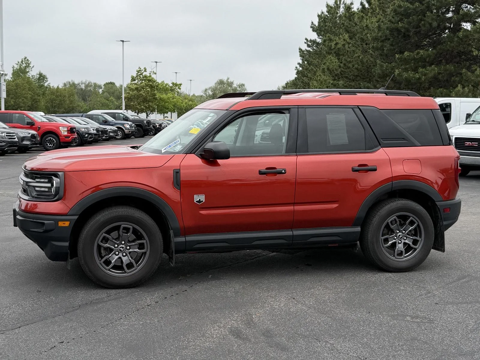 Used 2022 Hot Pepper Red Metallic Tinted Clearcoat Ford Big Bend image 4