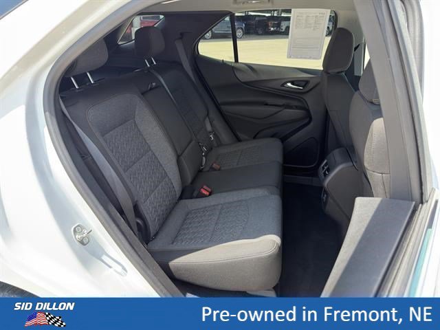 Used 2024 Summit White Chevrolet LT image 14