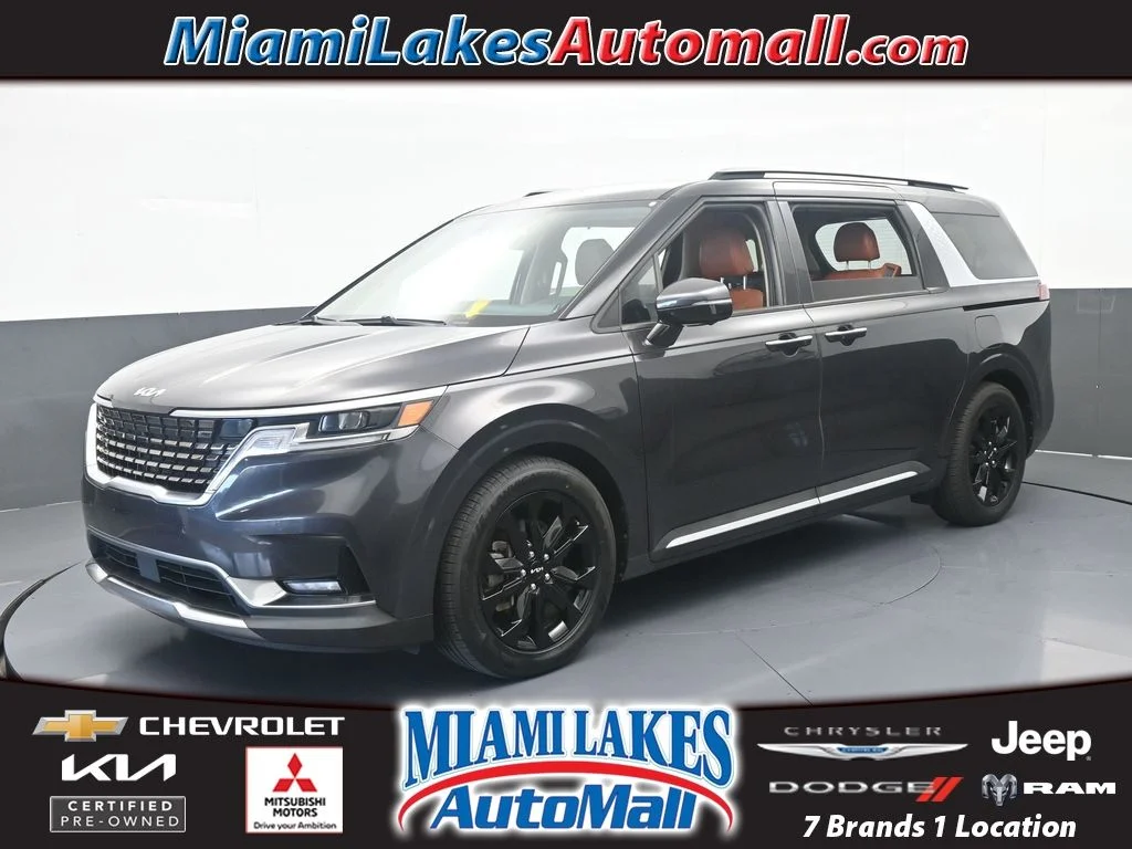 2022 Kia Sedona SX's photo