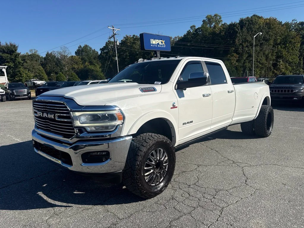 Used 2020 White Ram Laramie image 1