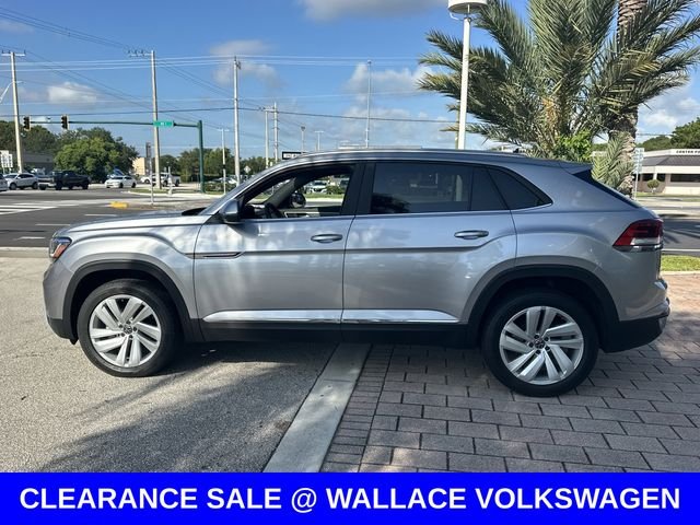 Used 2022 Silver Volkswagen 3.6L V6 SE w/Technology image 10