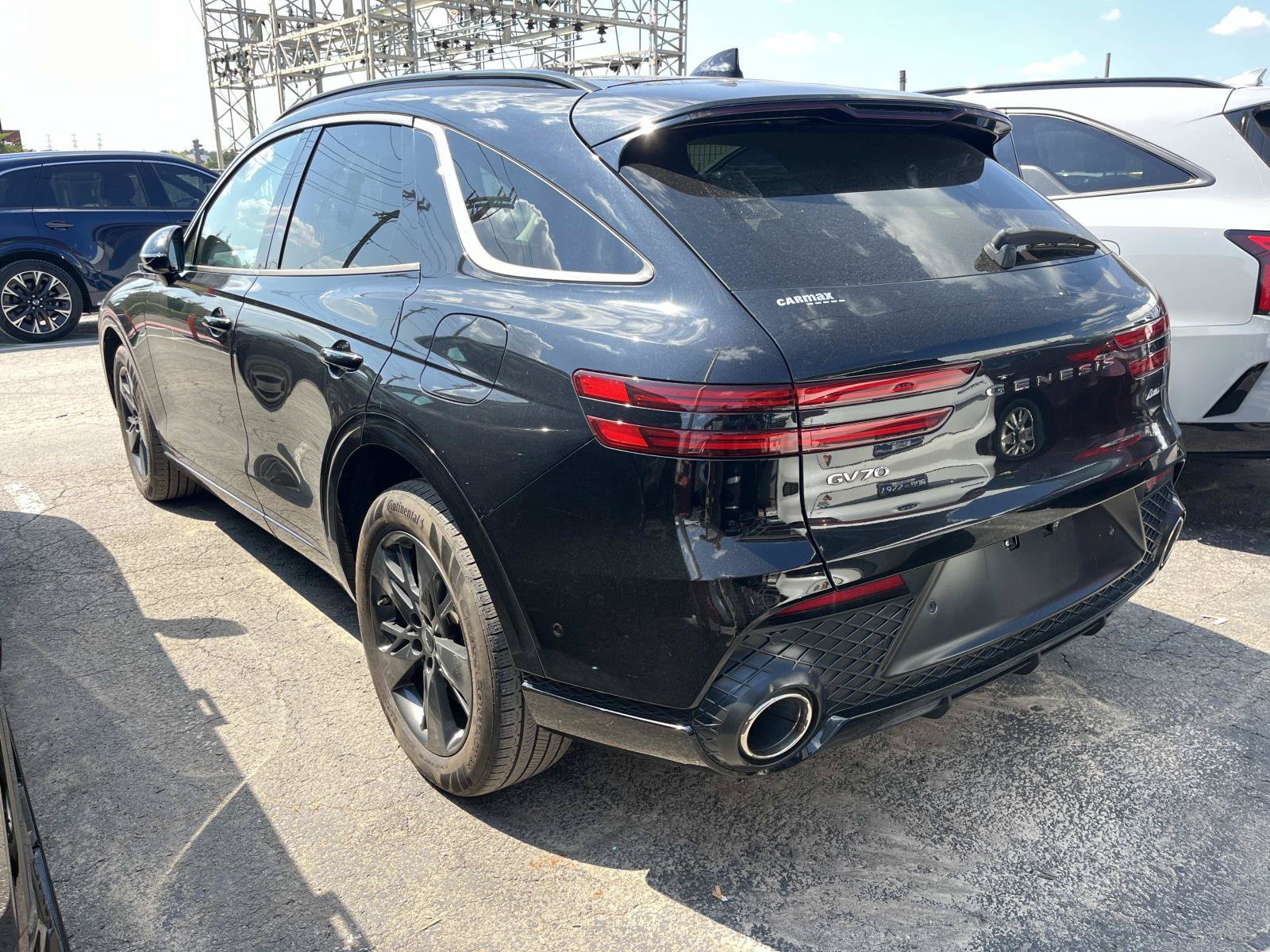 Used 2022 Vik Black Genesis 3.5T Sport image 5