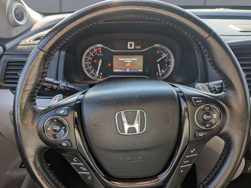 Used 2016 Blue Honda Touring image 30