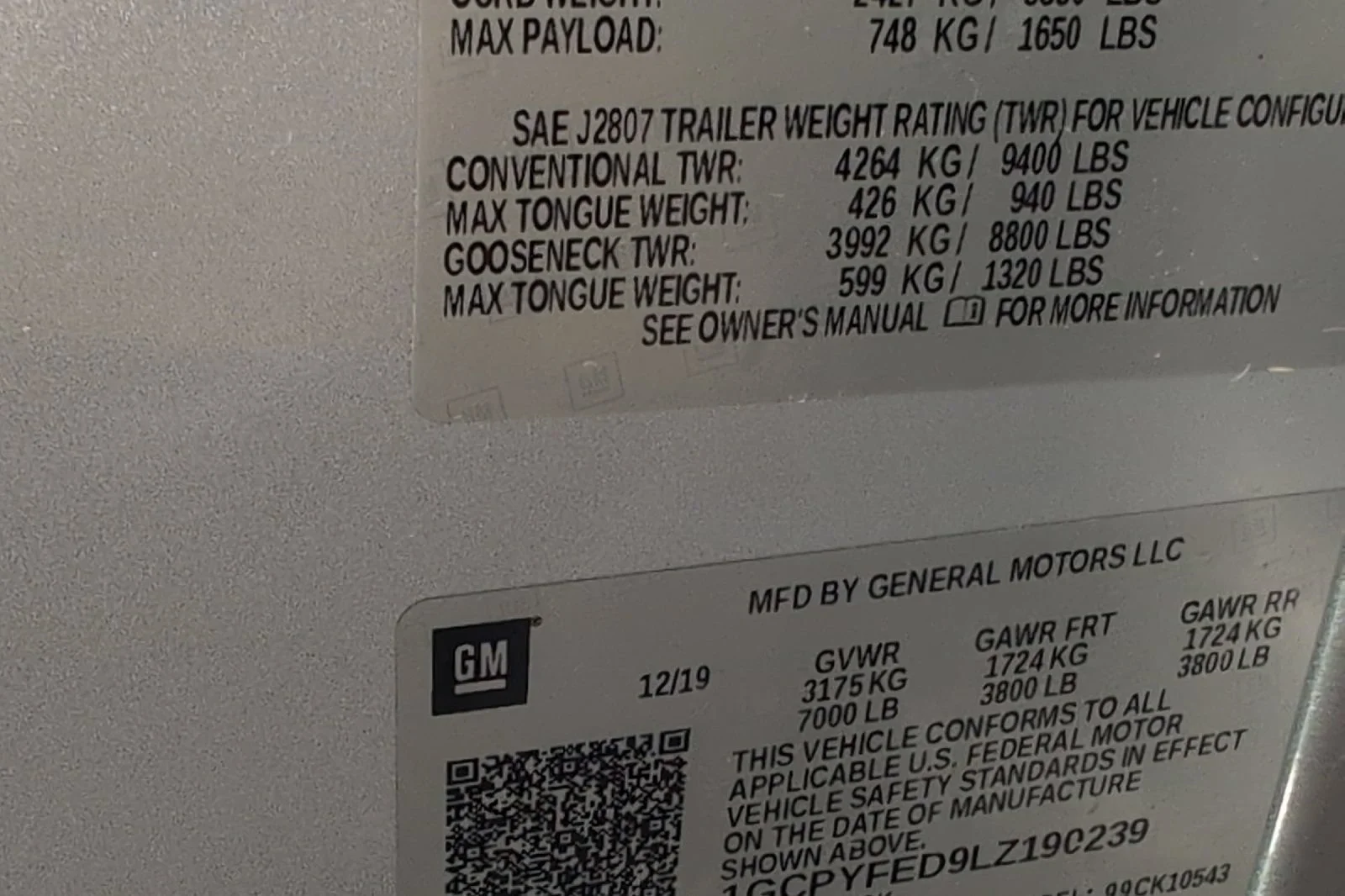 Used 2020 SILVER ICE METALLIC Chevrolet LT Trail Boss image 29