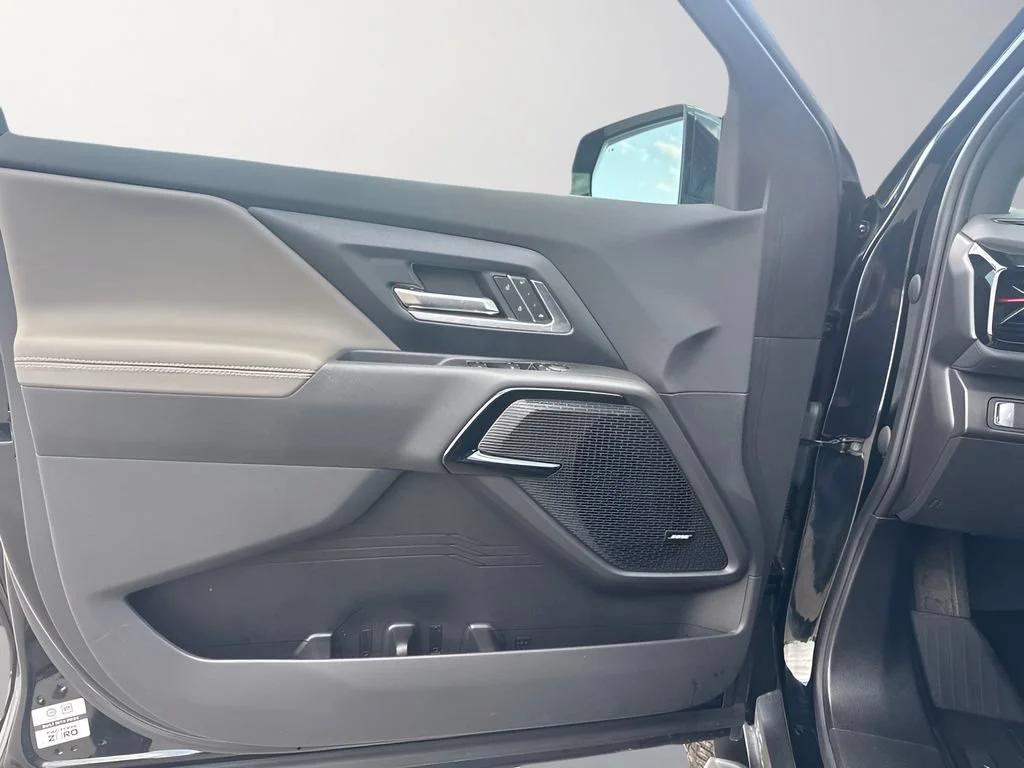Used 2026 Black Chevrolet Trail Boss - Max Range image 26