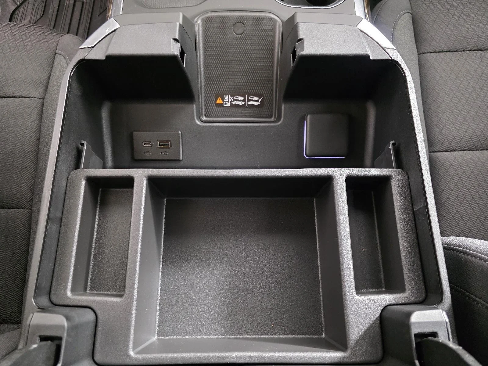 New 2026 Downpour Metallic GMC Elevation image 33