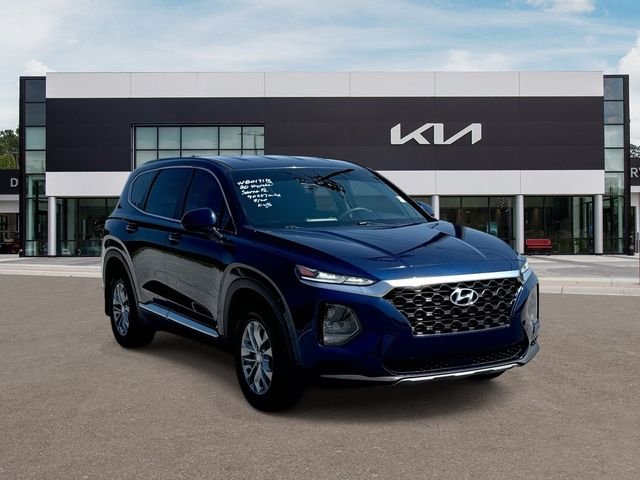Used 2020 Blue Hyundai SE image 3