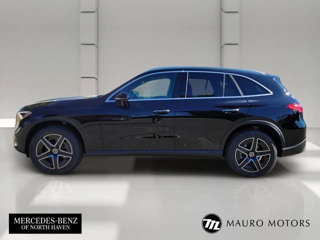 Used 2027 Black Mercedes-Benz GLC 300 image 2