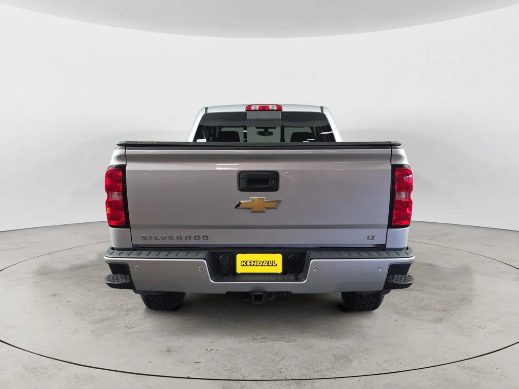 Used 2016 Silver Ice Metallic Chevrolet LT image 6