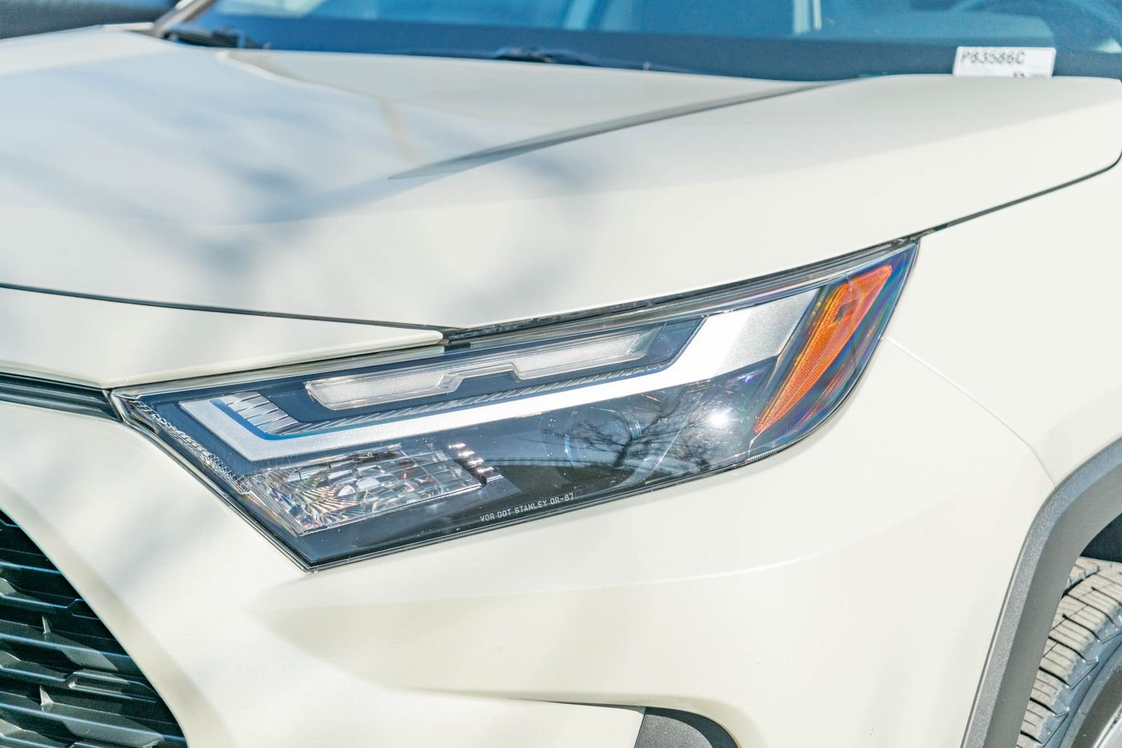 Certified Used 2022 Blizzard Pearl Toyota XLE Premium image 16