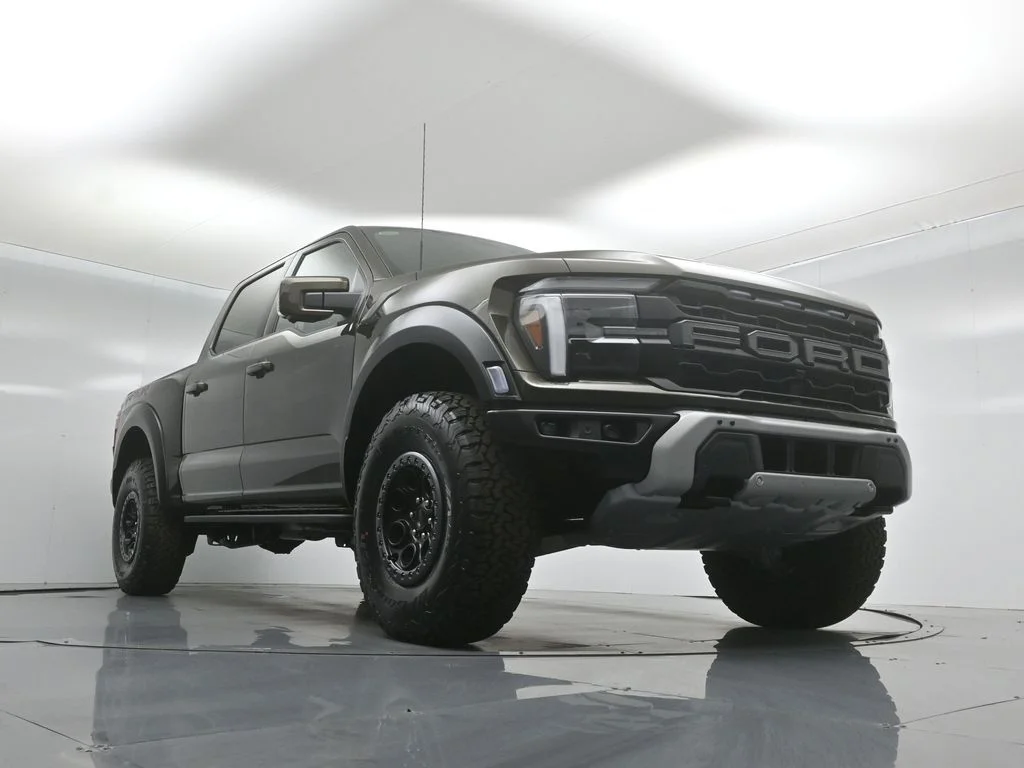 New 2026 Shelter Green Ford Raptor image 48