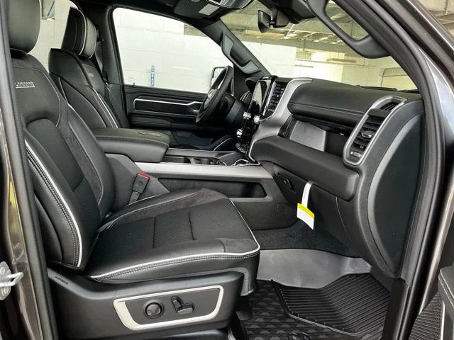 2026 RAM 1500 Laramie - Photo 22