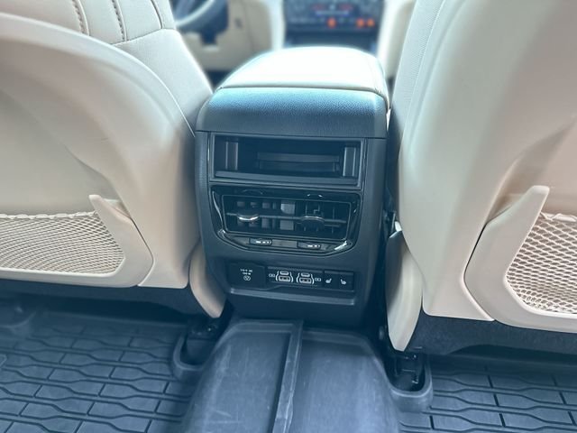 Used 2024 Silver Jeep Limited image 23