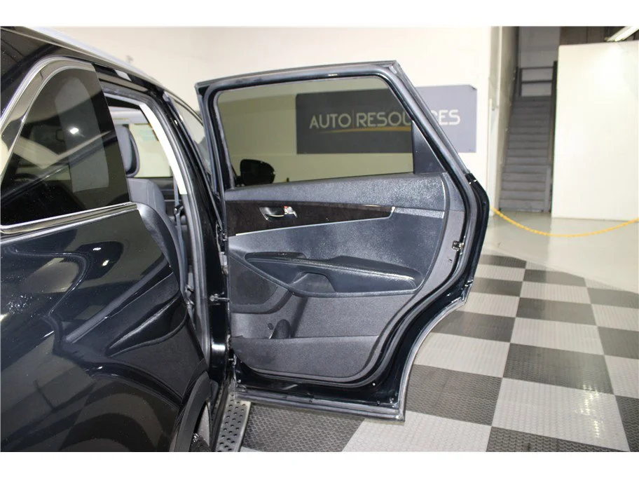 Used 2016 Ebony Black Kia LX image 21