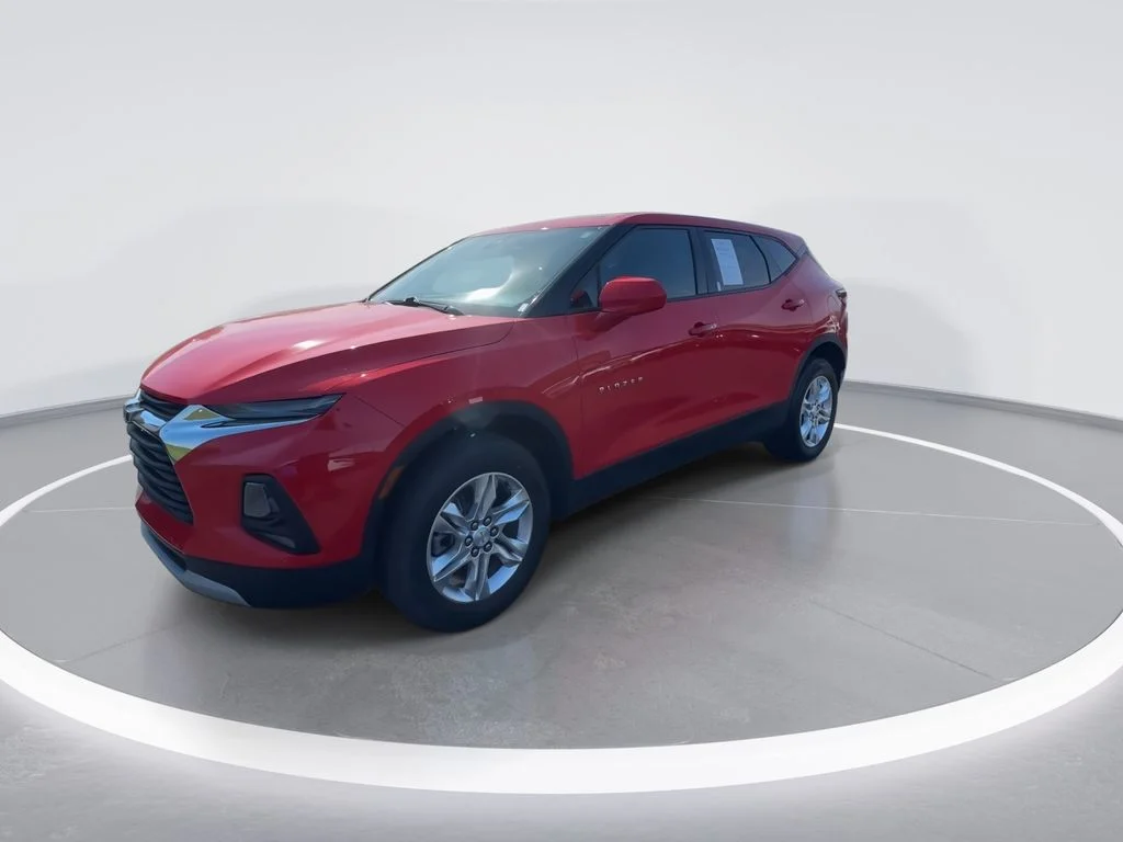 Used 2021 Red Chevrolet LT image 4