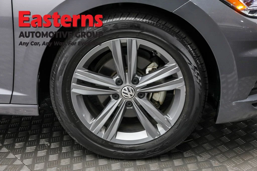 Used 2021 Gray Volkswagen R-Line image 30