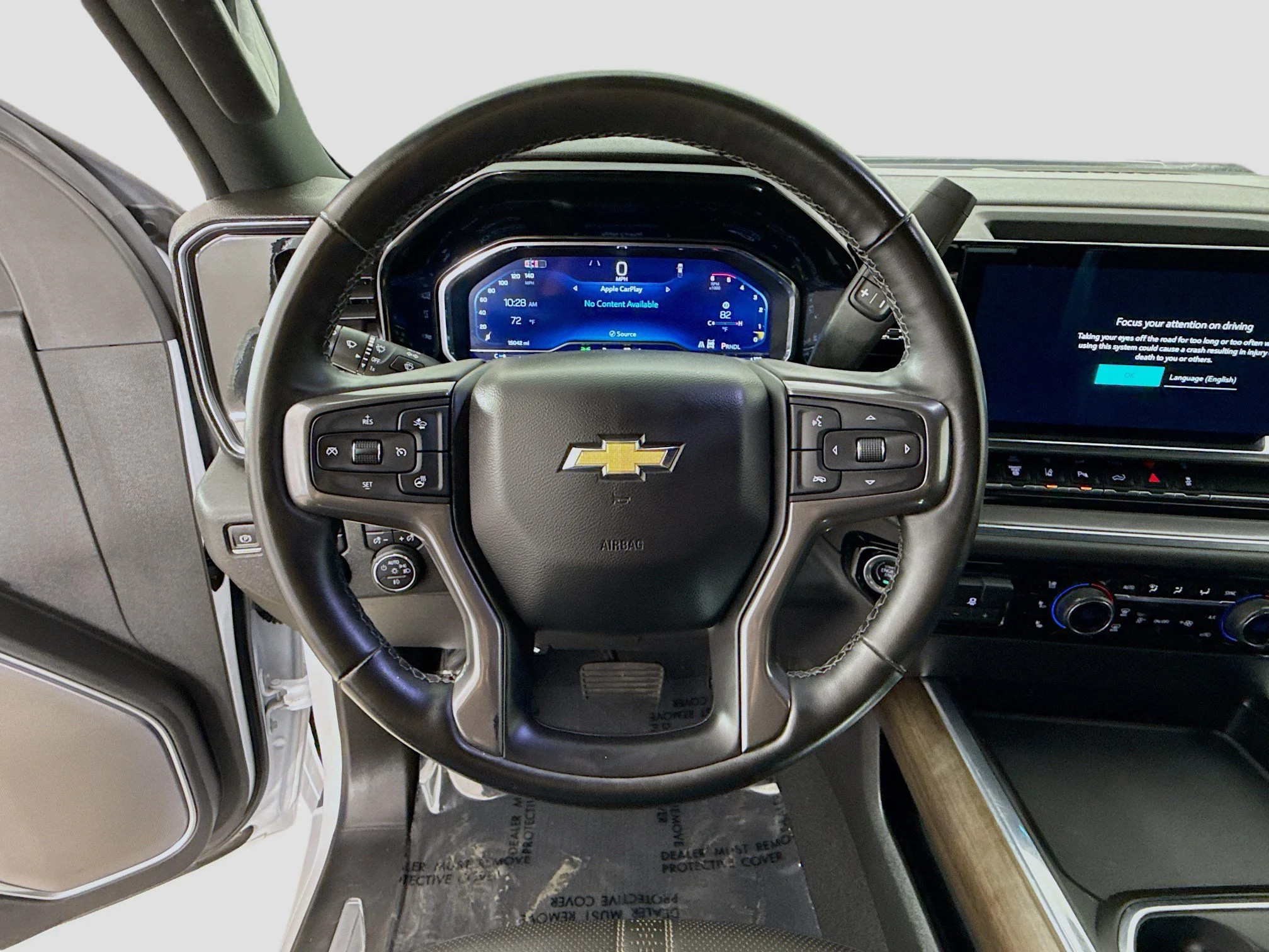 Used 2024 Iridescent Pearl Tricoat Chevrolet High Country DRW image 13